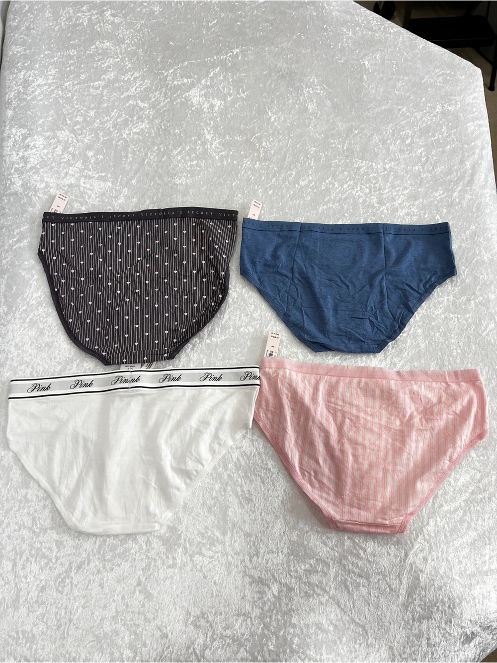 Victoria's Secret & Pink Lot Of Four Underwear Panties Brief Size Small - Picture 2 of 7